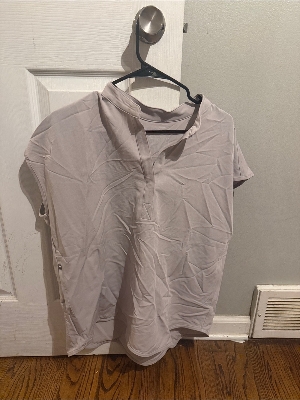 Figs Women's Light Taupe Short Sleeve Tunic